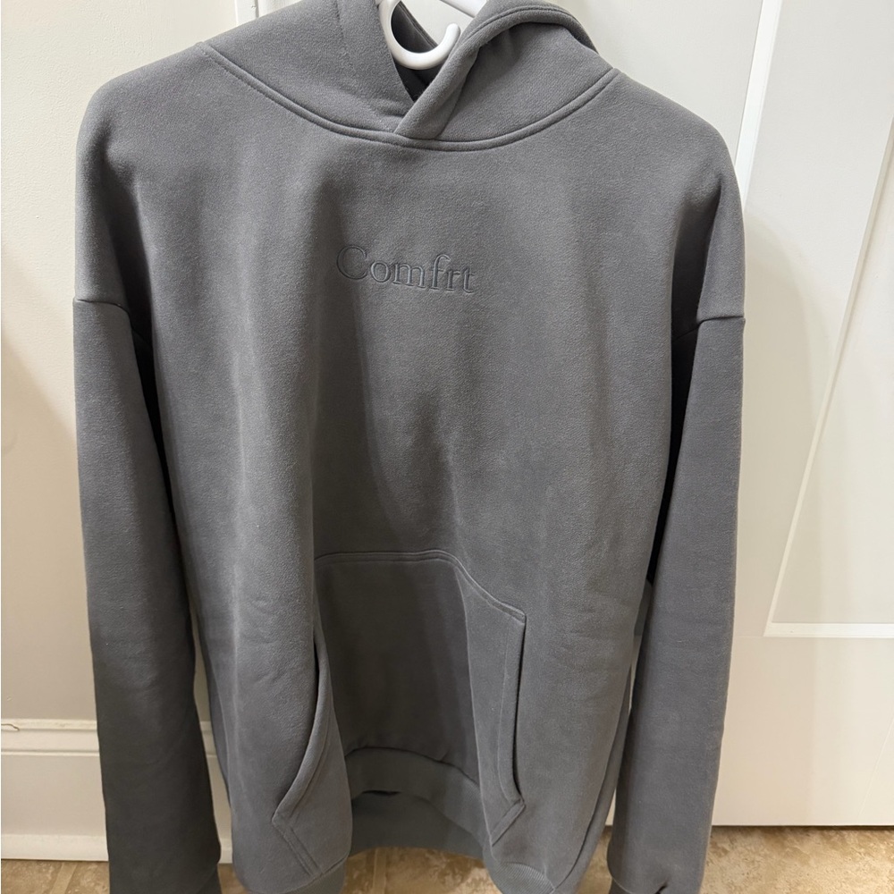 Comfort hoodie grey size small